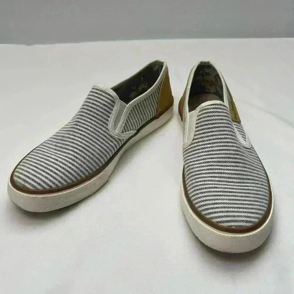 Tommy Bahama Shoes - Tommy Bahama- Women’s Striped Slip-on Sneakers- 6.5